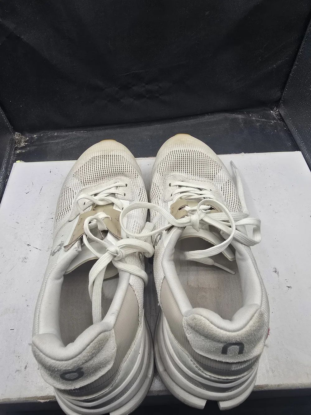 Women’s‎ White Athletic Sneakers - Lightweight Everyday Trainer